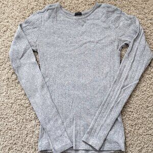 Brandy Melville Leah Scallop Eyelet Top Long Sleeve Gray